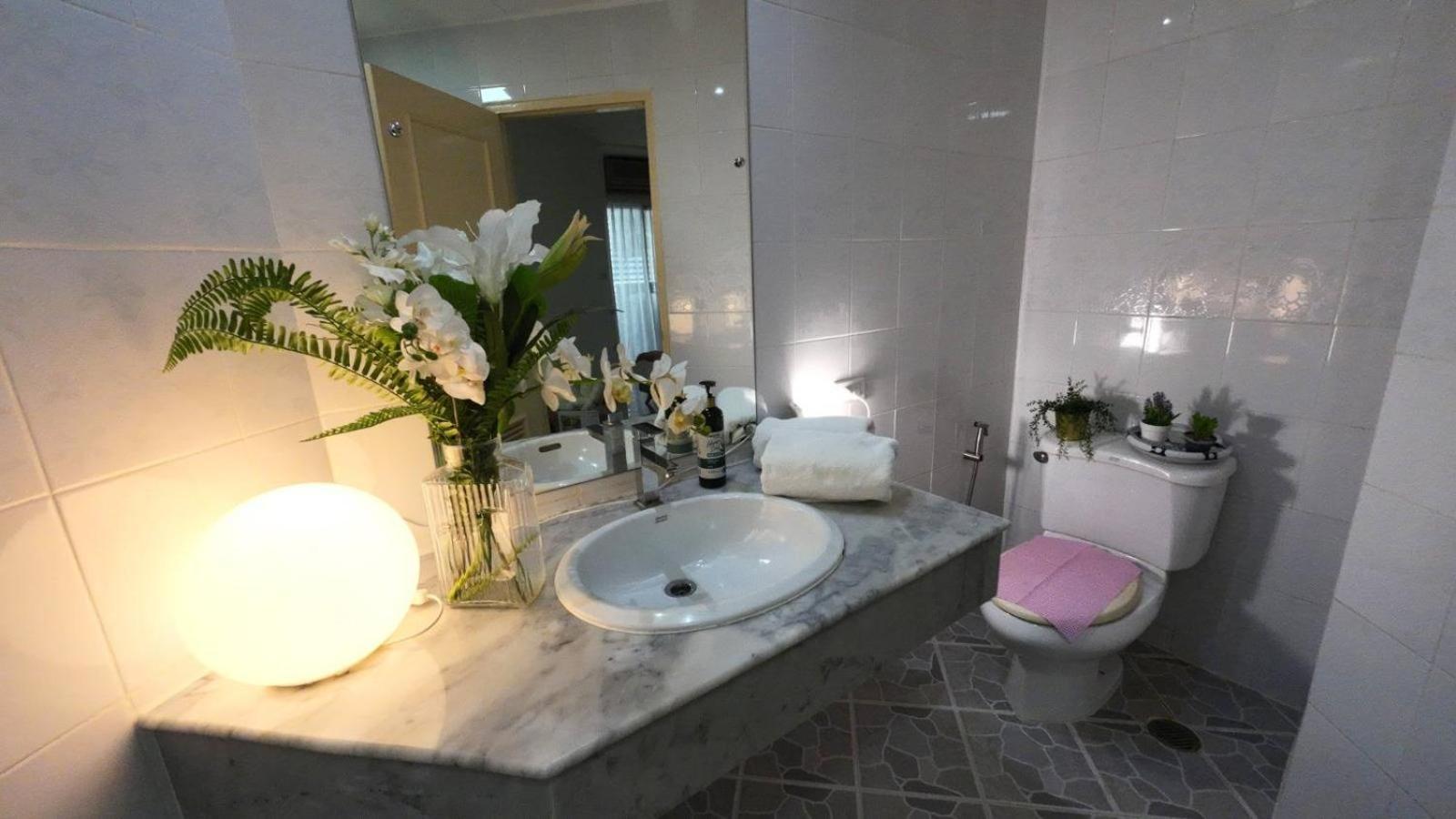 Cozy 1Br Walk To Bts And Airport Rail Link Close To Malls G7 曼谷 外观 照片